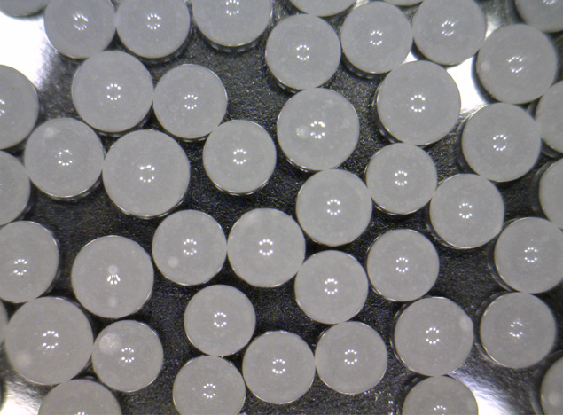 Cospheric  精密球形微粒DG216